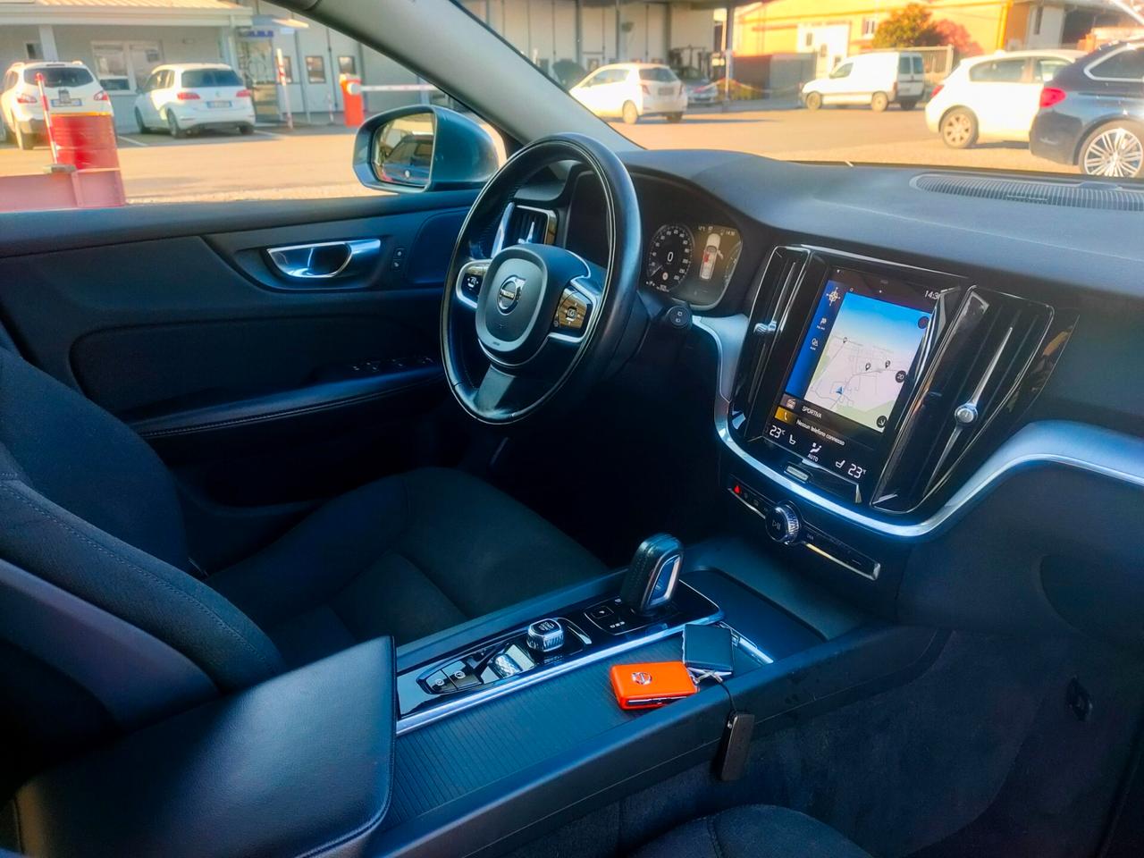 Volvo V60 B4 Geartronic Momentum Business Pro