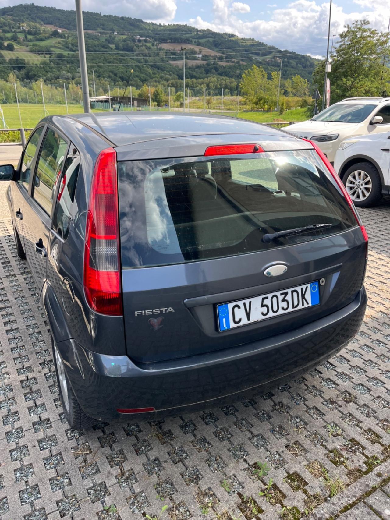 Ford Fiesta 1.4 16V 5p. Ghia GPL