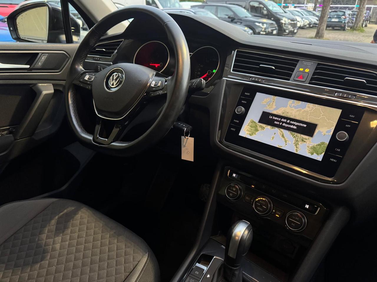 Volkswagen Tiguan 2.0 TDI SCR DSG Business BlueMotion Technology