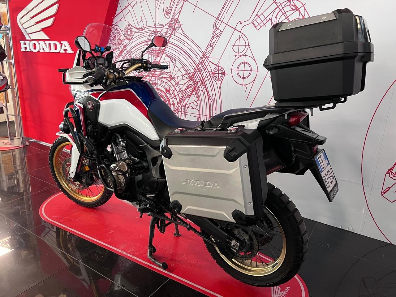 Honda CRF1000L Africa Twin Travel Edition 2016