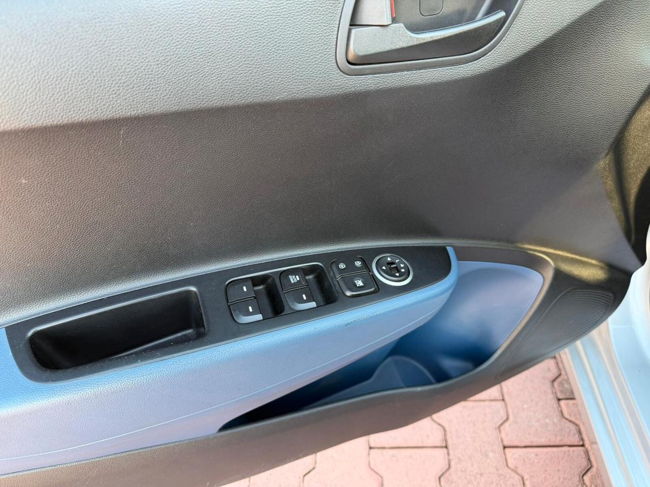 Hyundai i10 1.0 MPI Login