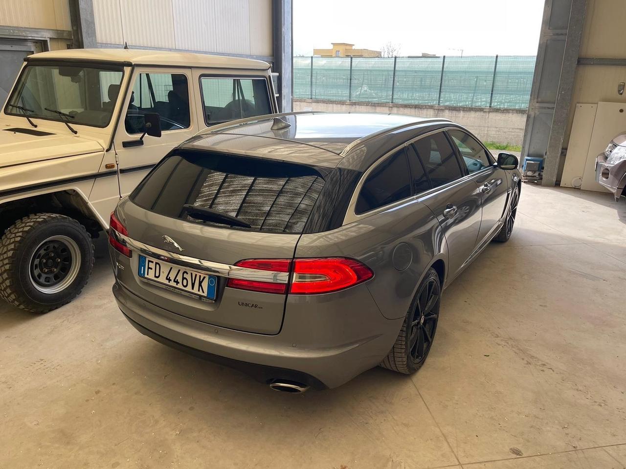 Jaguar XF 2.2 SPORTBRAKE LUXURY