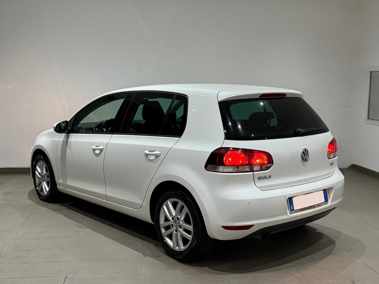 Volkswagen Golf 1.6 TDI DSG Highline Per Neopatentati