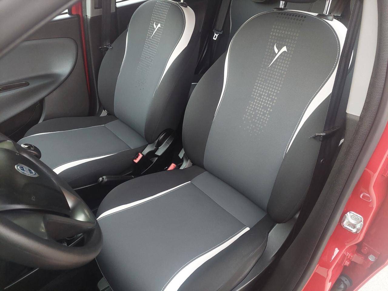 Lancia Ypsilon 1.3 MJT 16V 95 CV 5 porte 2015