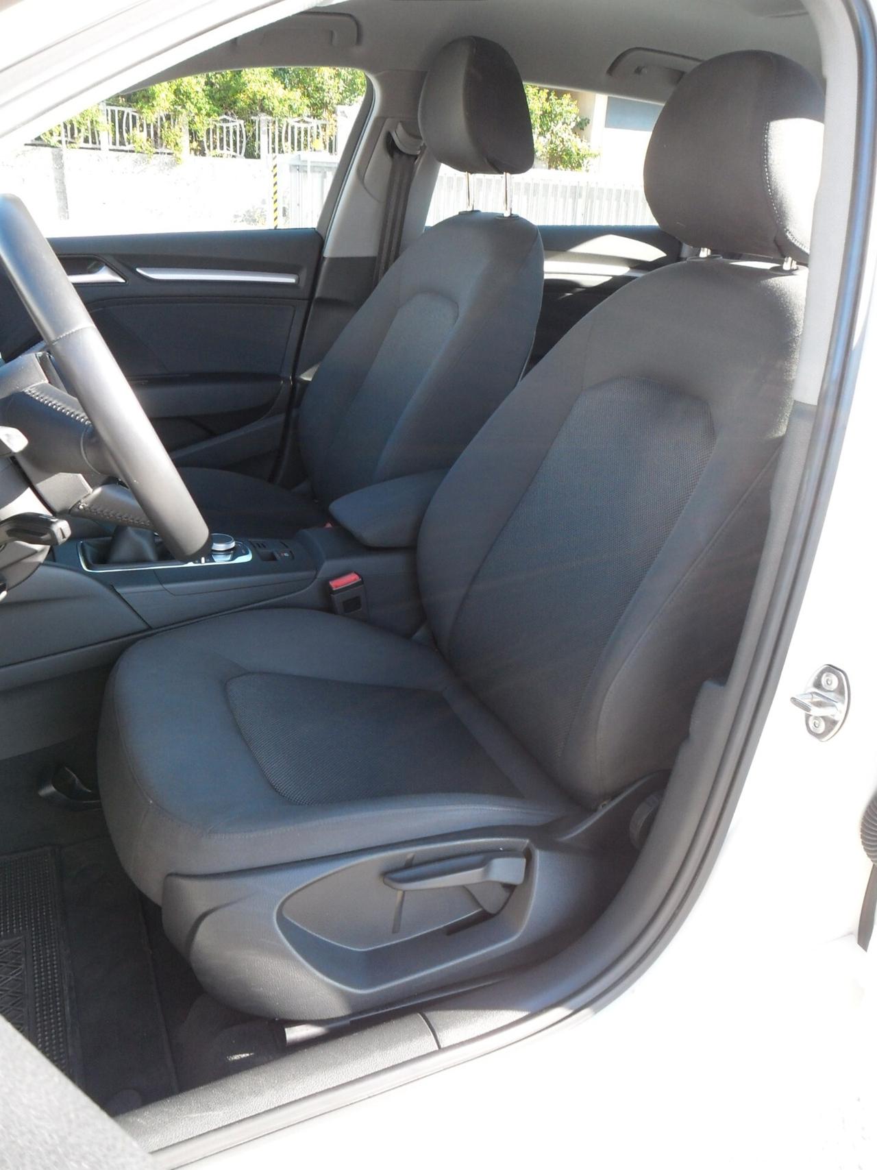Audi A3 SPB 30 TDI Business