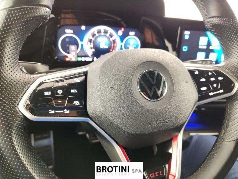 Volkswagen Golf GTI 2.0 TSI GTI