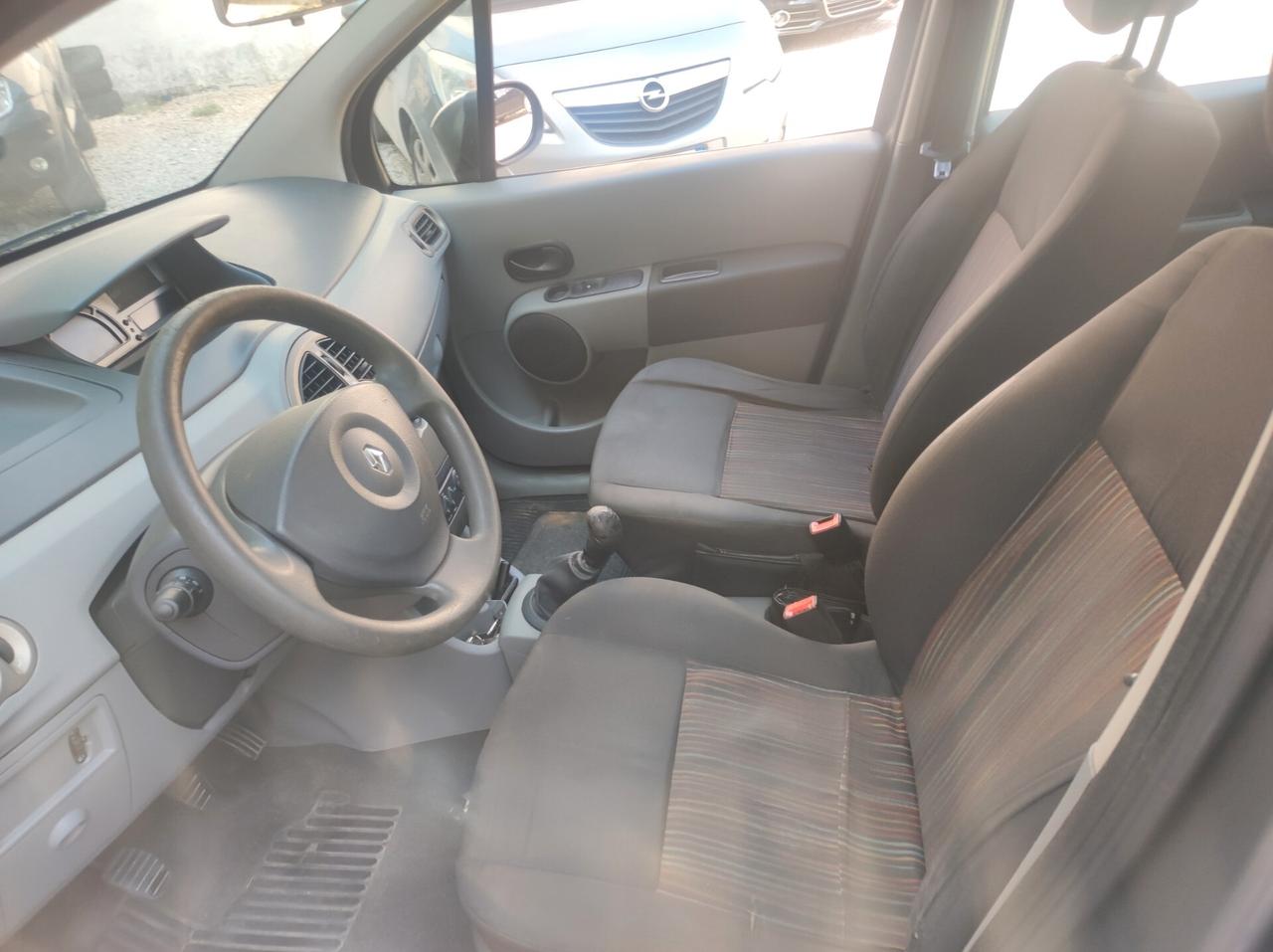 Renault Modus Grand 1.5 dCi 70CV