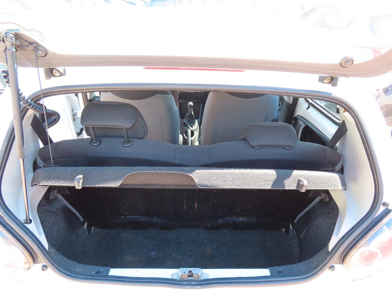 Toyota Aygo 1.0 BENZINA 5 porte NOW FULL 2012