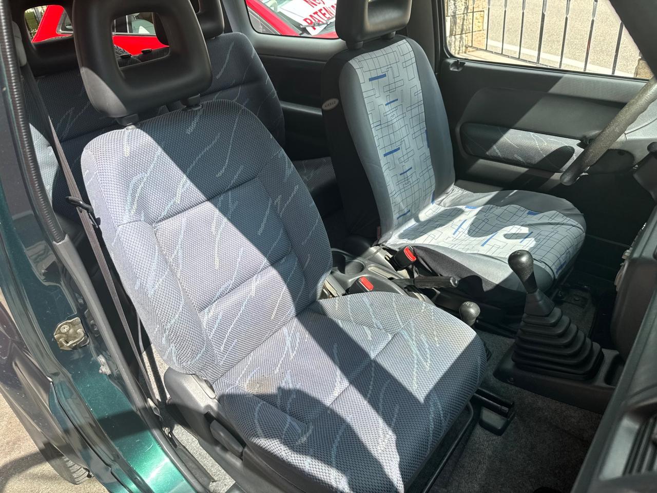 Suzuki Jimny 1.3i 16V cat 4WD JLX