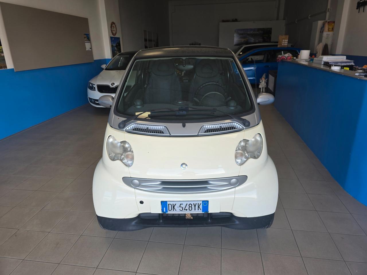 Smart ForTwo 1000 45 kW coupé pure