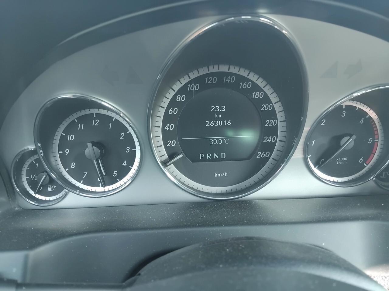 Mercedes-benz E 350 CDI Coupé BlueEFFICIENCY Avantgarde