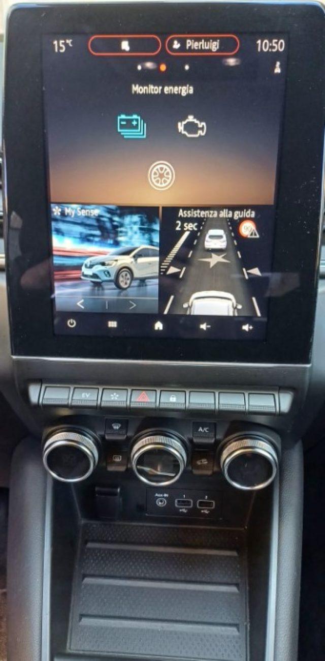 RENAULT Captur Plug-in Hybrid E-Tech Initiale Paris