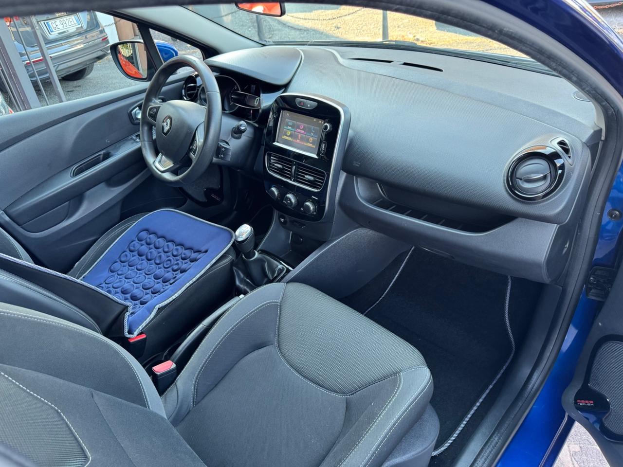 Renault Clio dCi 8V 75 CV 5 porte Life euro 6 neo patentati