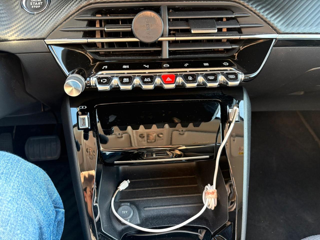 PEUGEOT 2008 1.5 BLUEHDI GT LINE