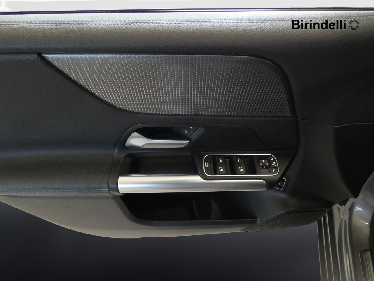 Mercedes-Benz Classe B (W247) - B 180 d Automatic Sport