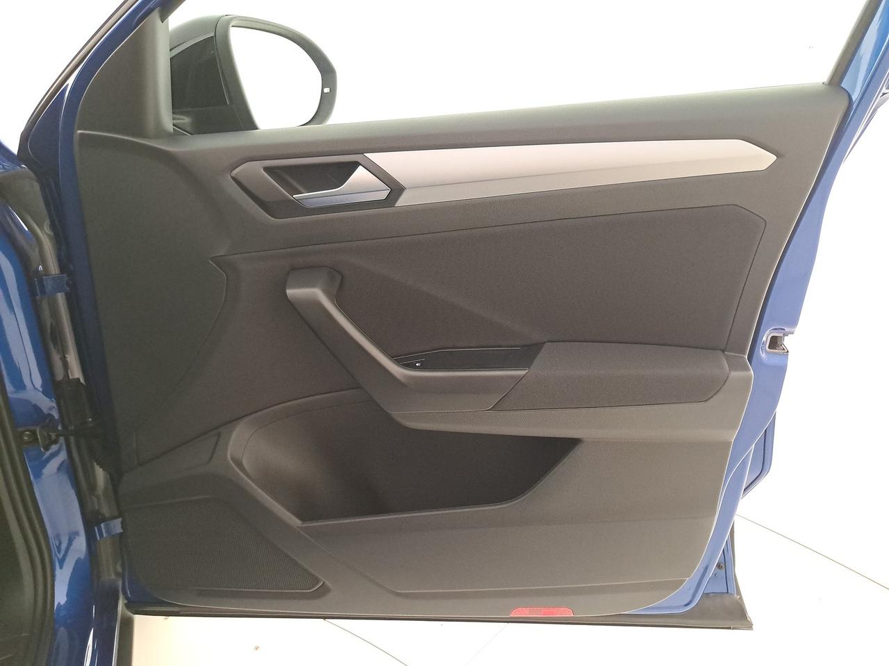 Volkswagen T-Roc 1.0 tsi life 110cv