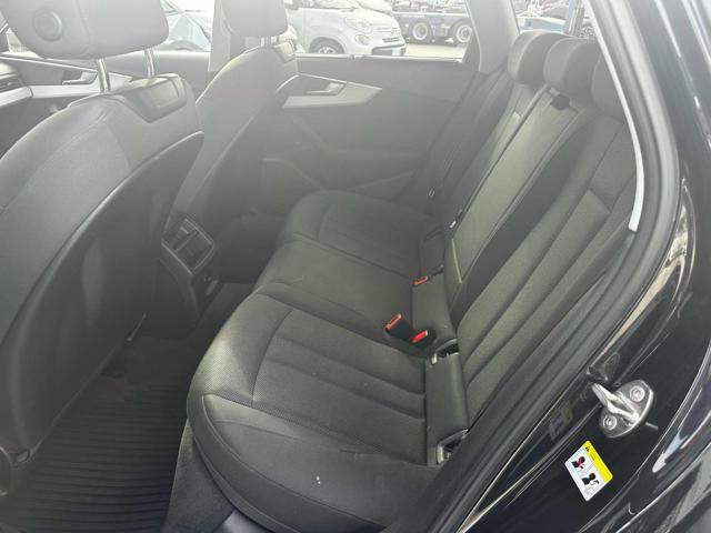 AUDI A4 Avant 35 TFSI S tronic Business Advanced
