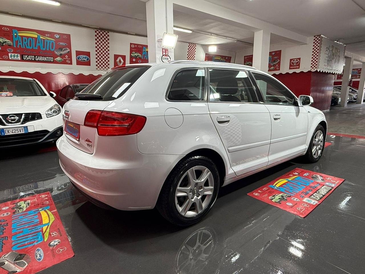 Audi A3 SPB 1.6 TDI 90cv Young - 2013
