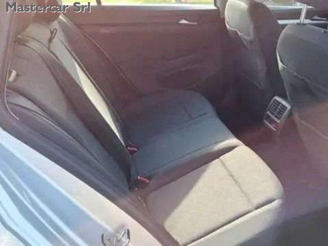 VOLKSWAGEN Golf Variant Golf Variant 2.0 tdi Life 115cv dsg - GD178XS