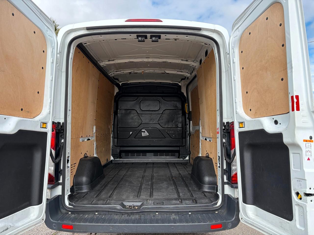 Ford Transit 290 2.2TDCi 100CV PL-TA Furgone Entry