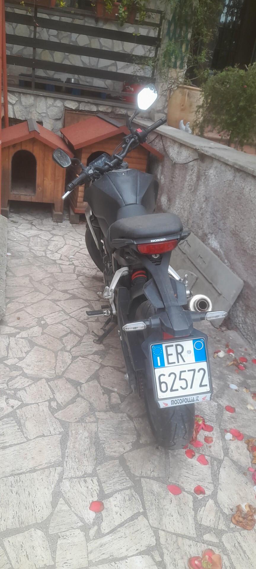 HONDA CBR 300 SCARICO ARTIGIANALE!