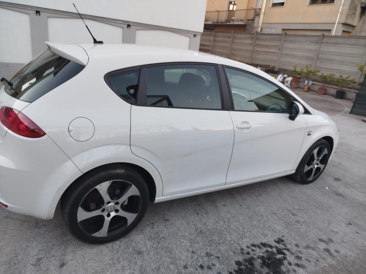 Seat Leon 1.6 TDI 105 CV ST Start/Stop Style