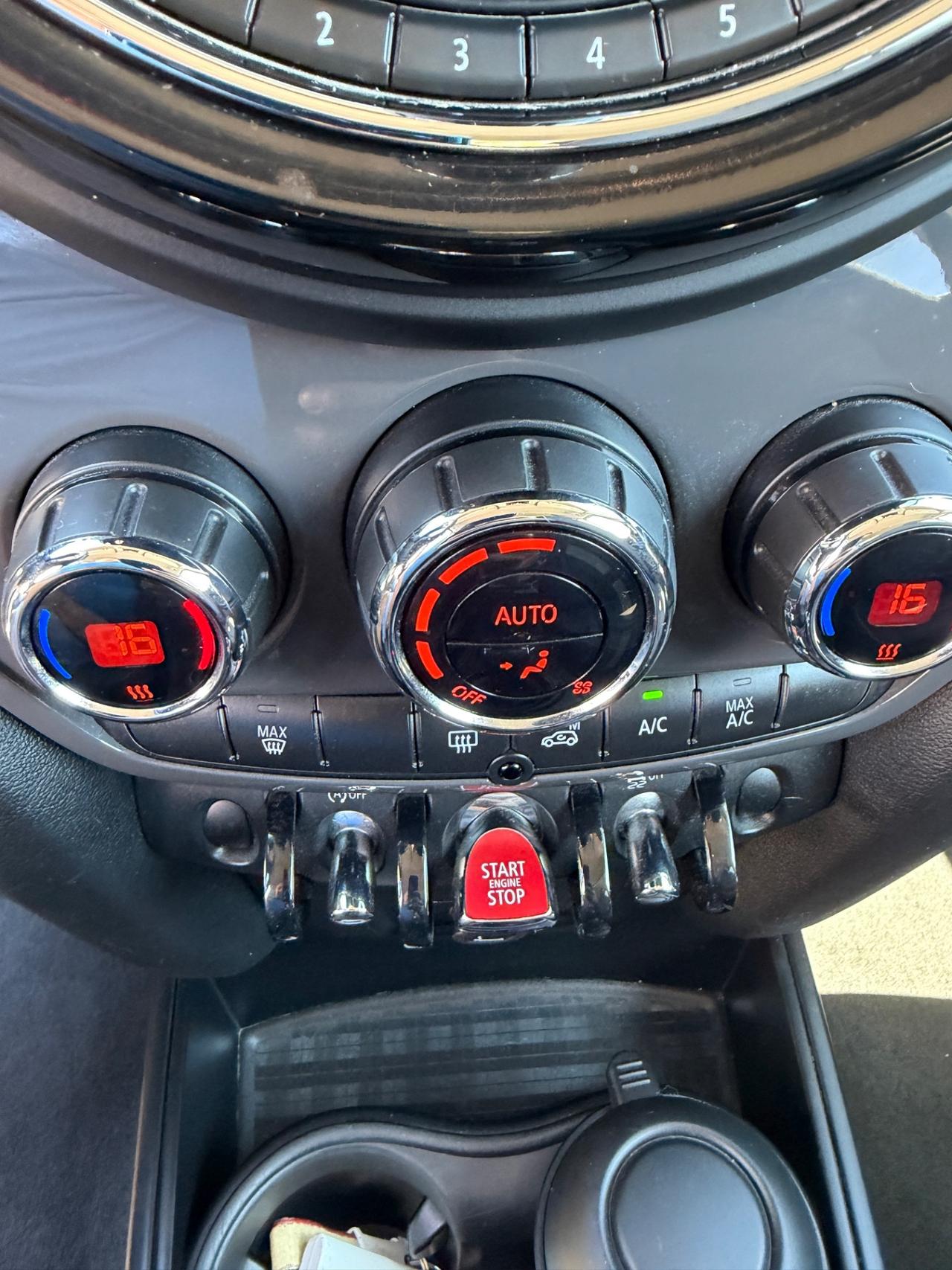 Mini Countryman 1.5 Tdi 116CV AUTOMATIC