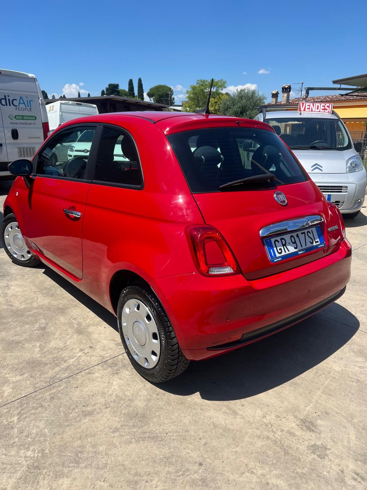 Fiat 500 1.0 Hybrid Red