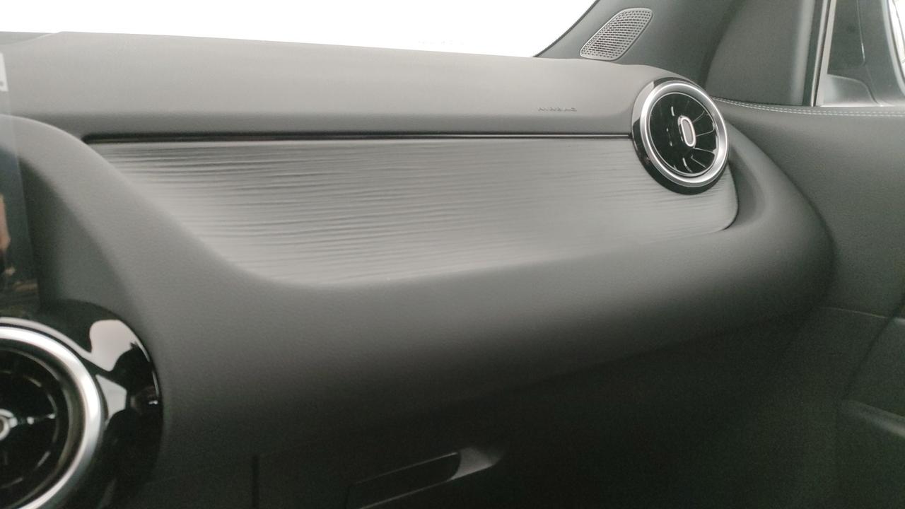 Mercedes-Benz GLA 180 d Automatic