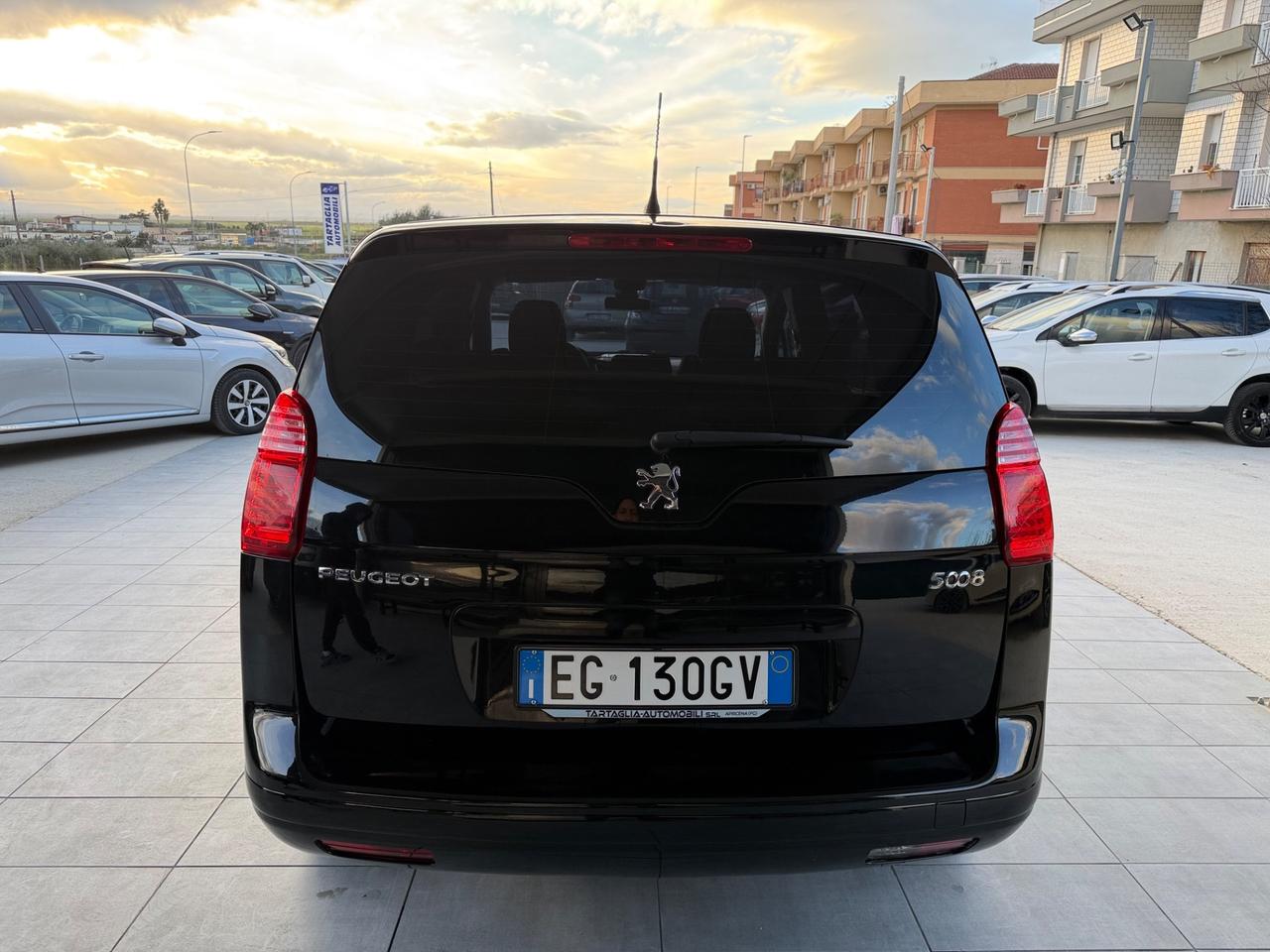 Peugeot 5008 1.6 HDi 112CV Premium