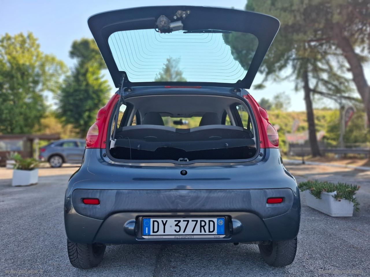 PEUGEOT 107 1.0 68 CV 5p. Desir