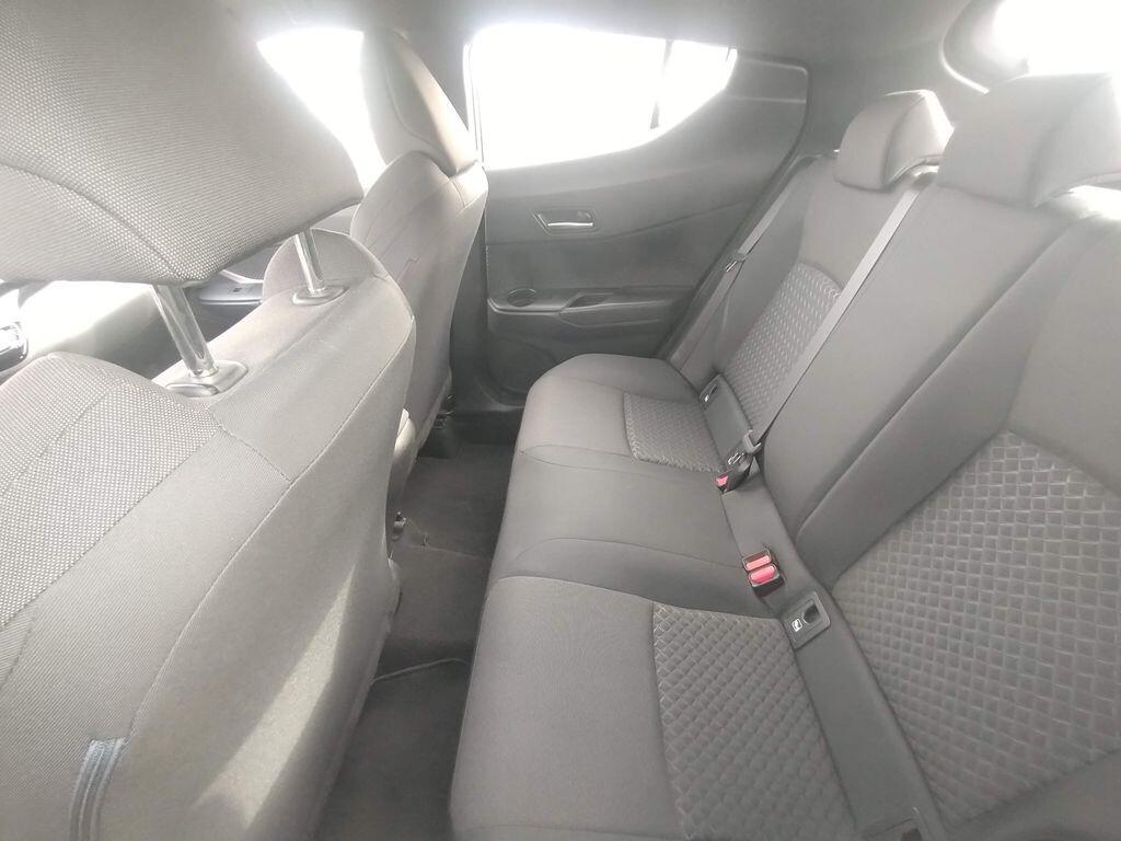 Toyota C-HR 1.8 HYBRID NAVI+FULL LED+RCAM+PRIVACY+CRUISE+ADAS