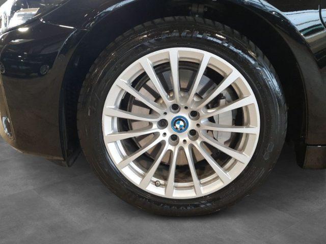 BMW 530 e xDrive Touring Business Aut. + Tetto apr.