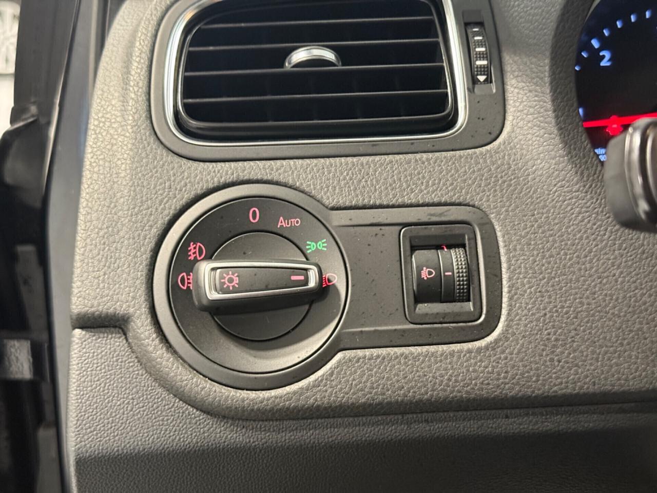 Volkswagen Polo 1.4 TDI 90cv 5p Auto