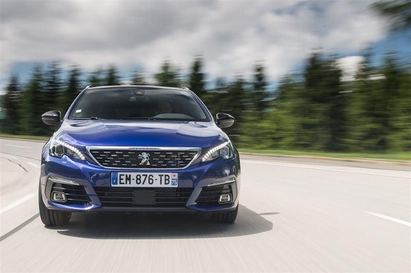 Peugeot 308 II 2018 SW SW 1.5 bluehdi Allure s&s 130cv