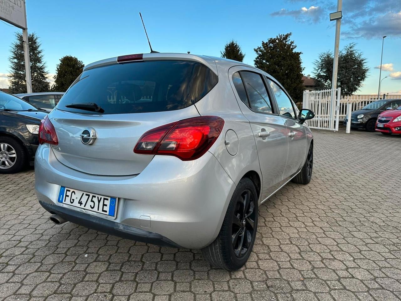 Opel Corsa 1.2 5 porte Innovation