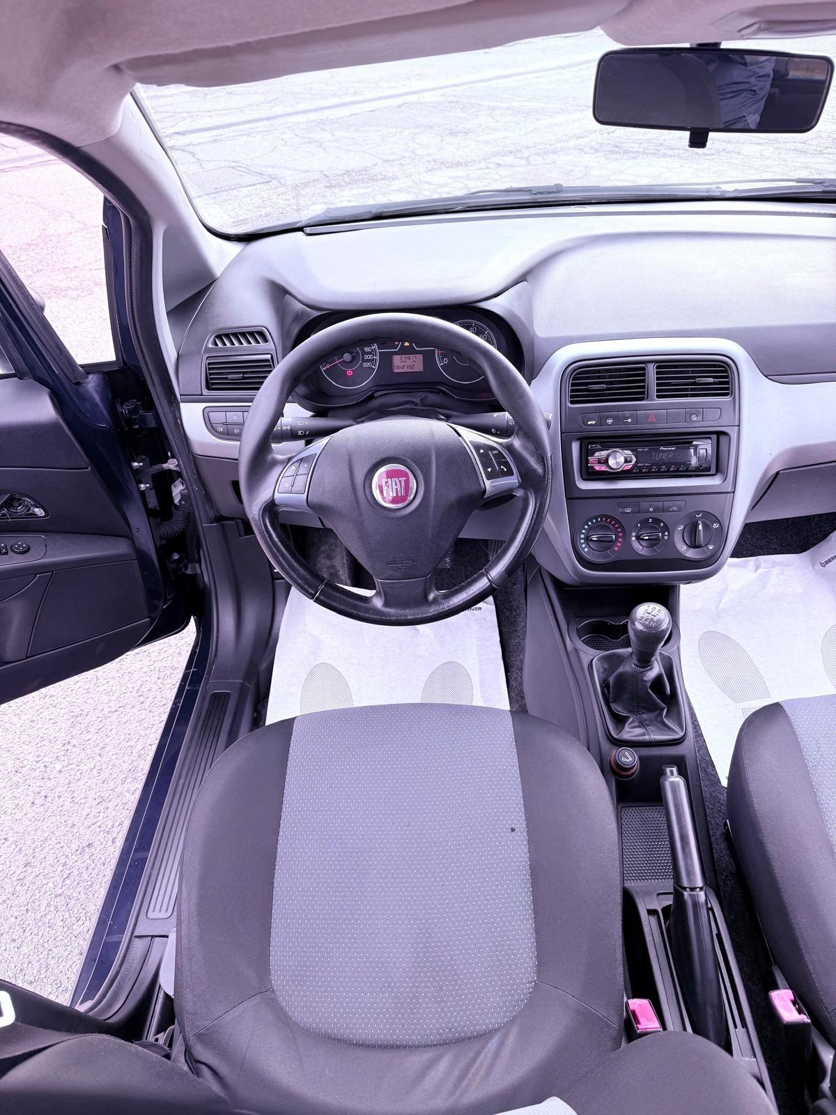 Fiat Grande Punto 1.3MJT 75 ok Neo patentati