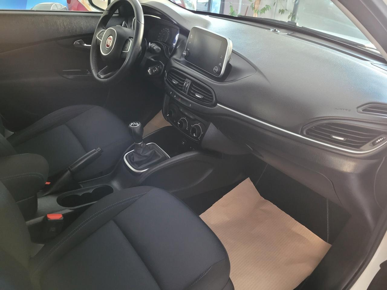 Fiat Tipo 1.3 Mjt 4 porte Easy