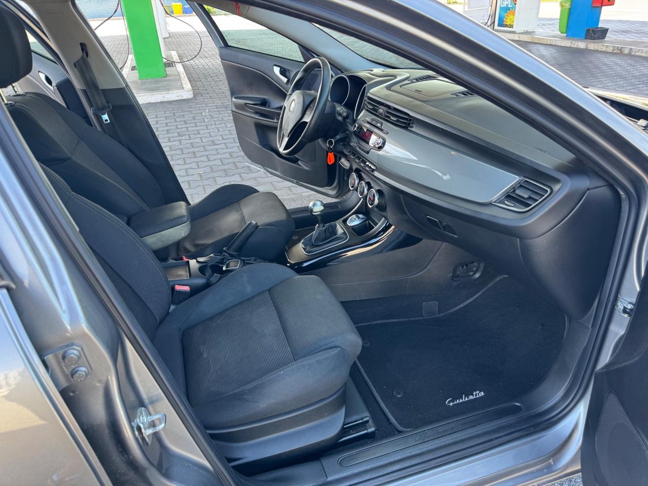 Alfa Romeo Giulietta 1.6 JTDm-2 105 CV Distinctive