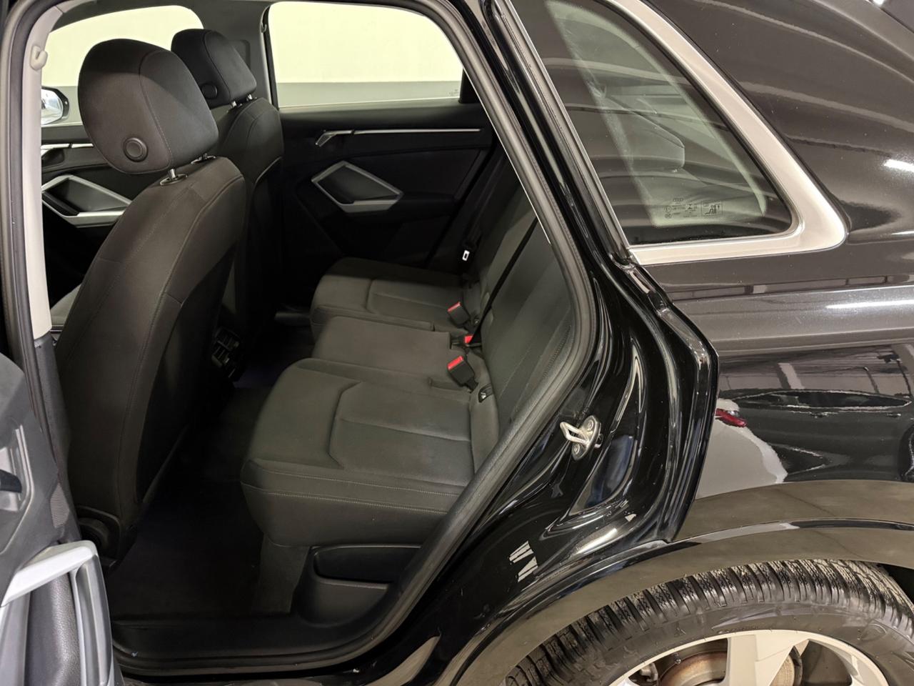 Audi Q3 35 TDI quattro S tronic Business Advanced