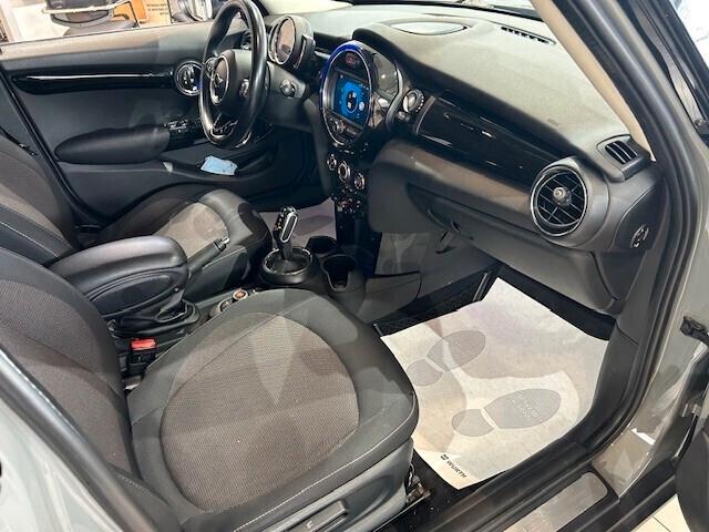 MINI Cooper D 1.5 Hype 5p automatica *NEOPATENTATI*