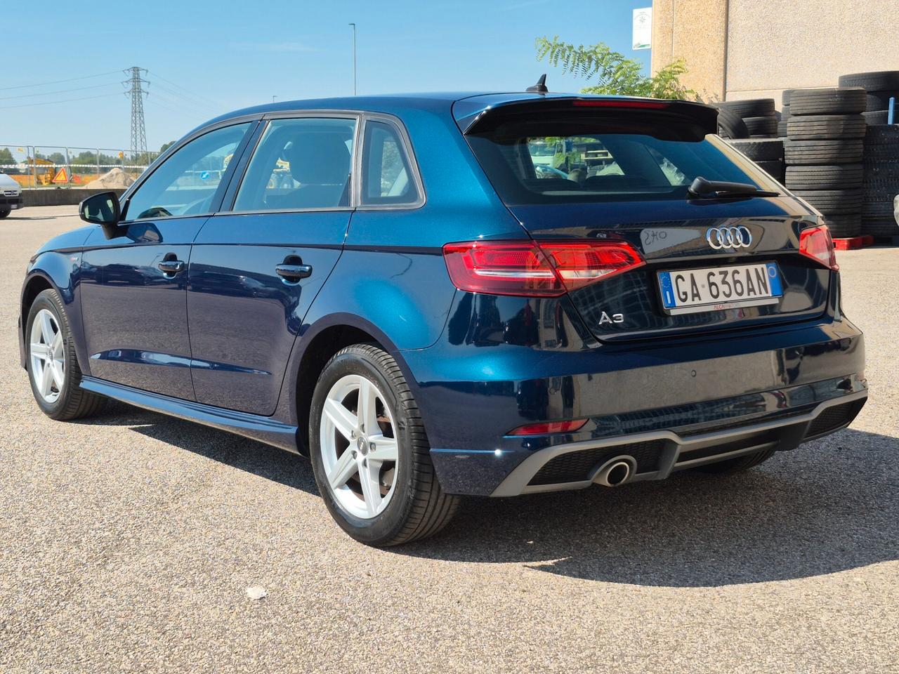 Audi A3 SPB 30 TDI S-LINE EXTERIOR