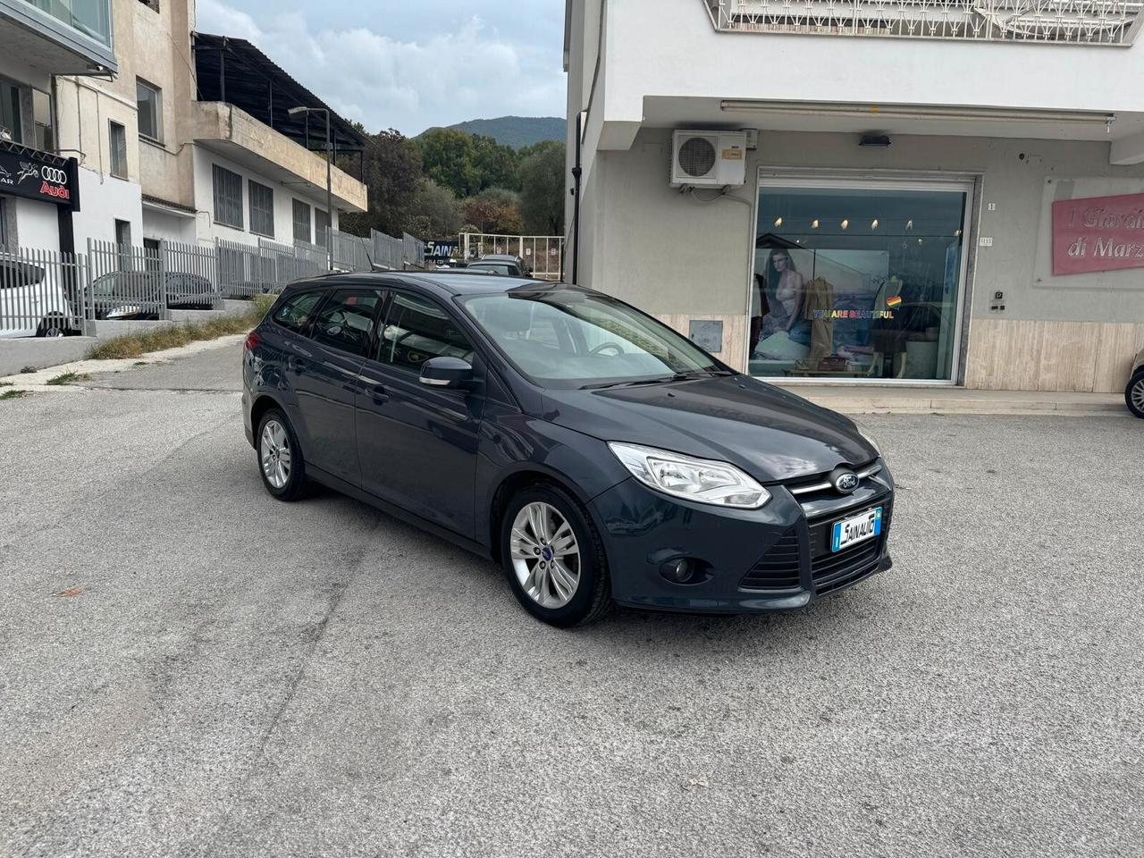 Ford Focus 1.6 TDCi 115 CV SW Individual GARANZIA