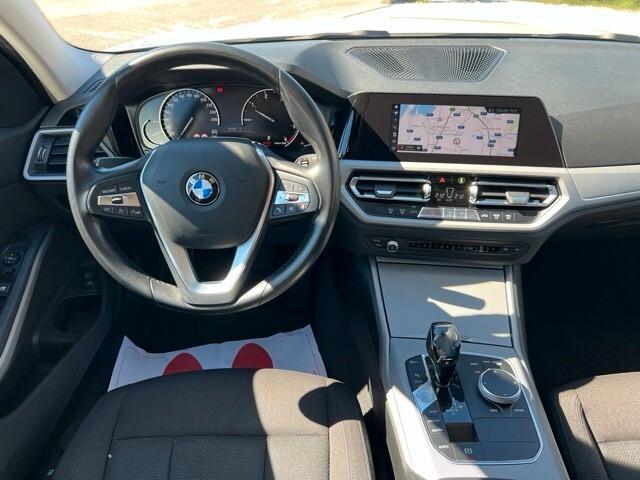 Bmw 318 d G21 Touring 318d Business Advantage auto