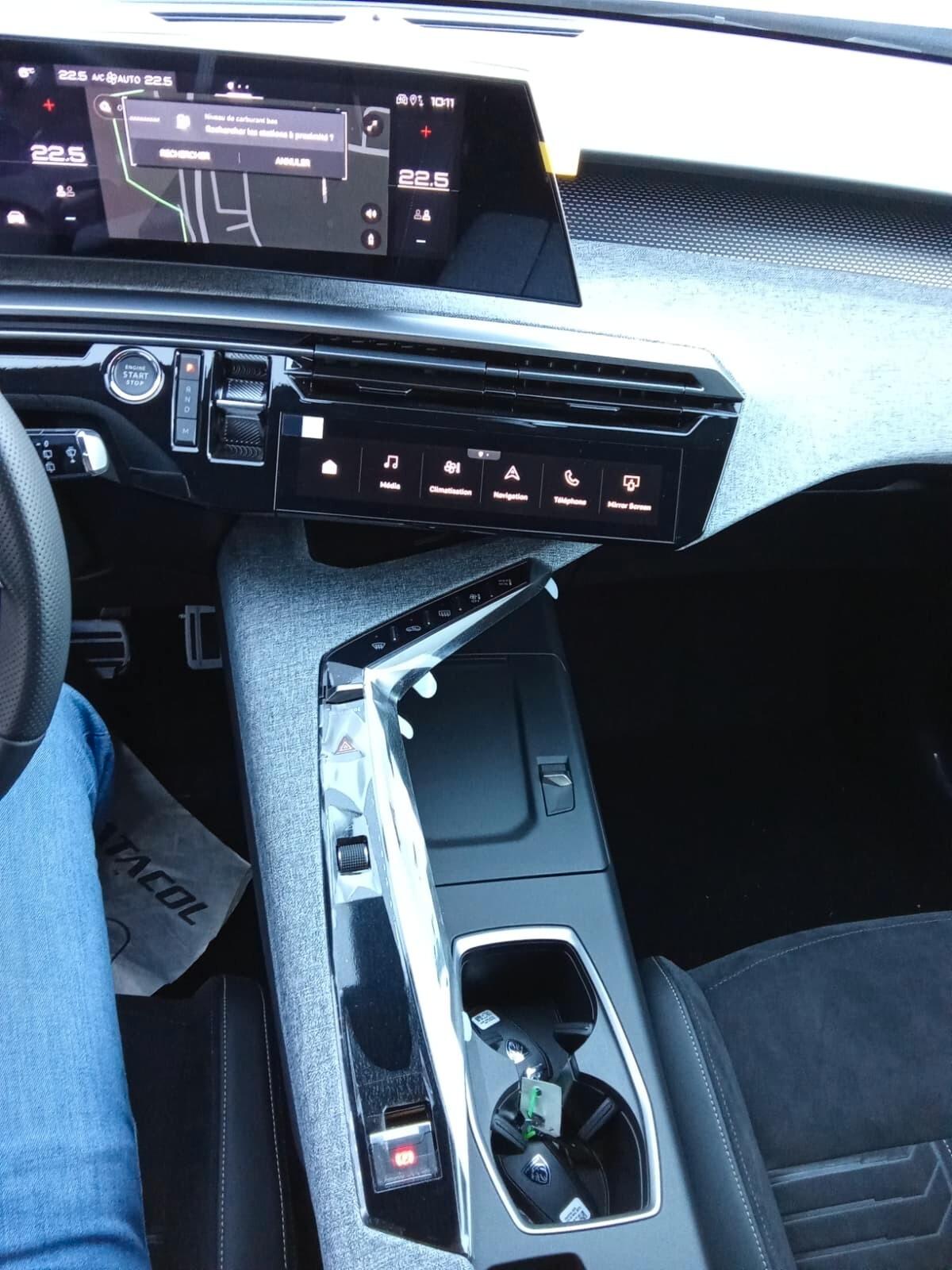 Peugeot 5008 Hybrid 145 e-DCS6 GT 7 Posti