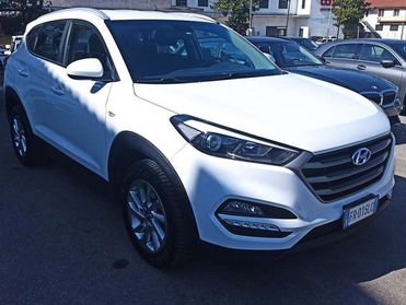 Hyundai TUCSON 1.7 crdi ** AUTOM.+NAVI+UNIPRO+FULL **