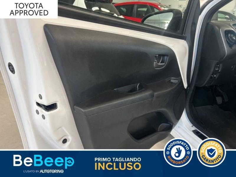 Toyota Aygo 5P 1.0 X-WAVE M-MT 72CV