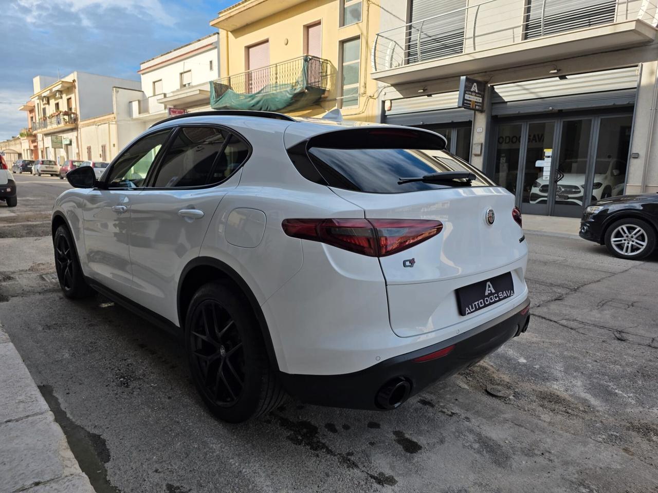 Alfa Romeo Stelvio 2.2 210 CV AT8 Q4 Business T...