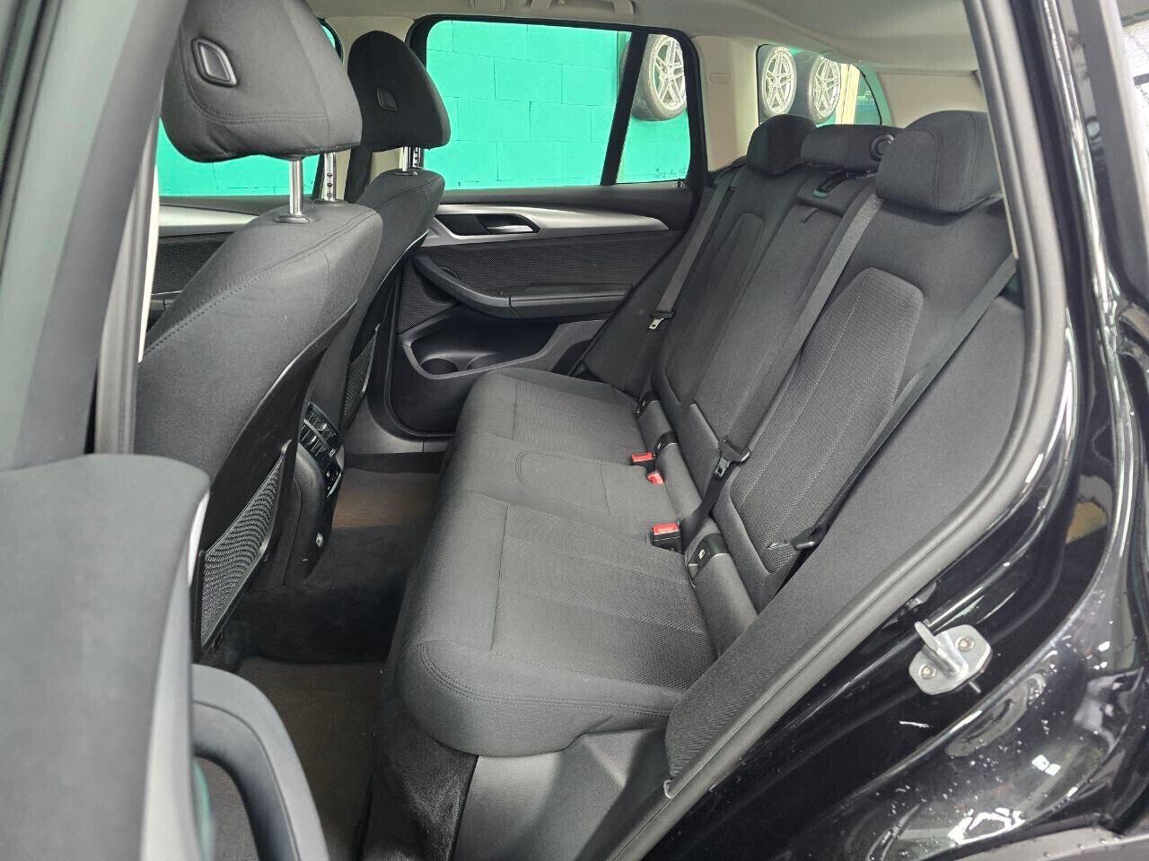 Bmw X3 sDrive18d Business Advantage