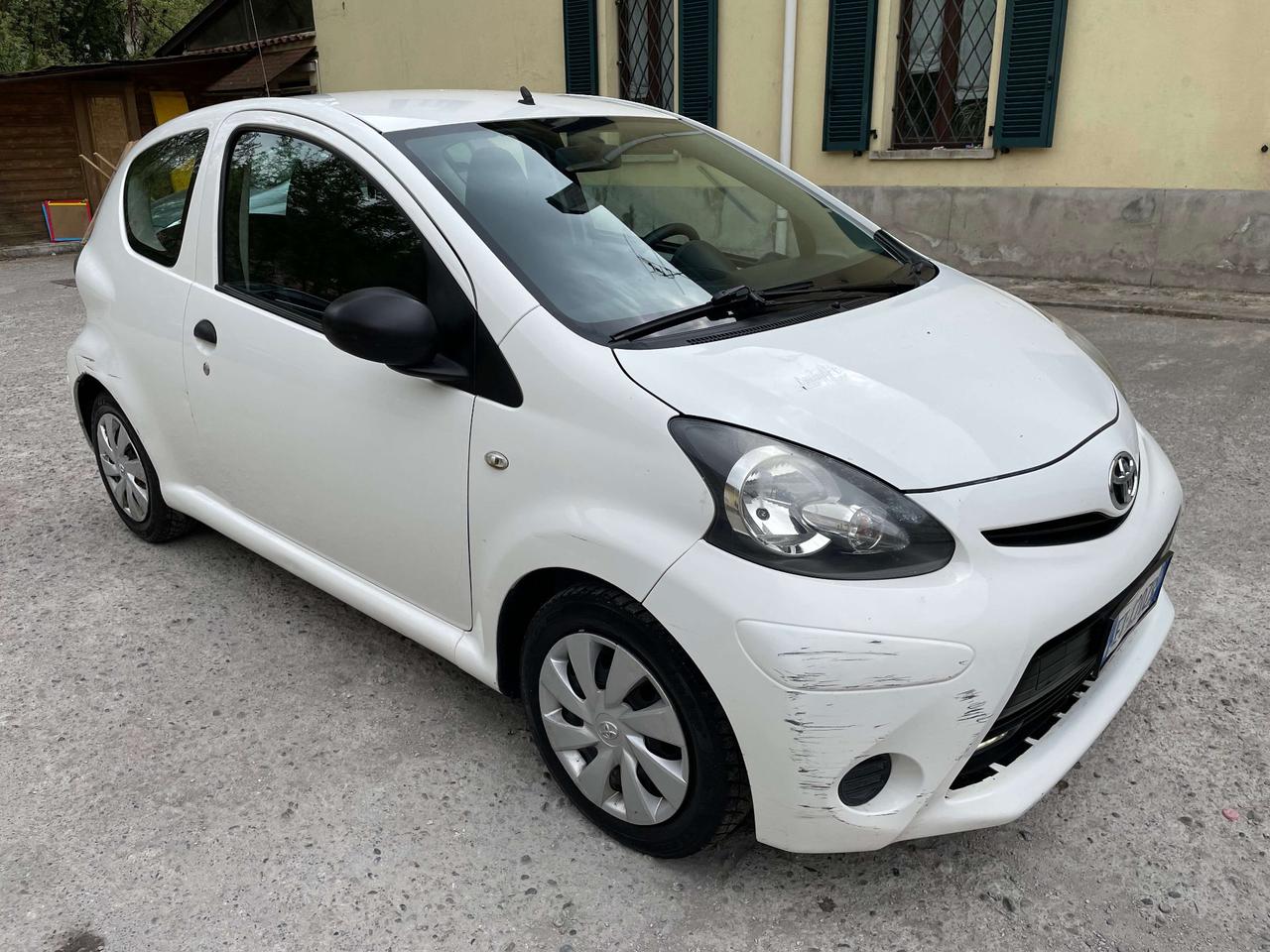 Toyota Aygo 1.0 12V VVT-i 3 porte Active Connect